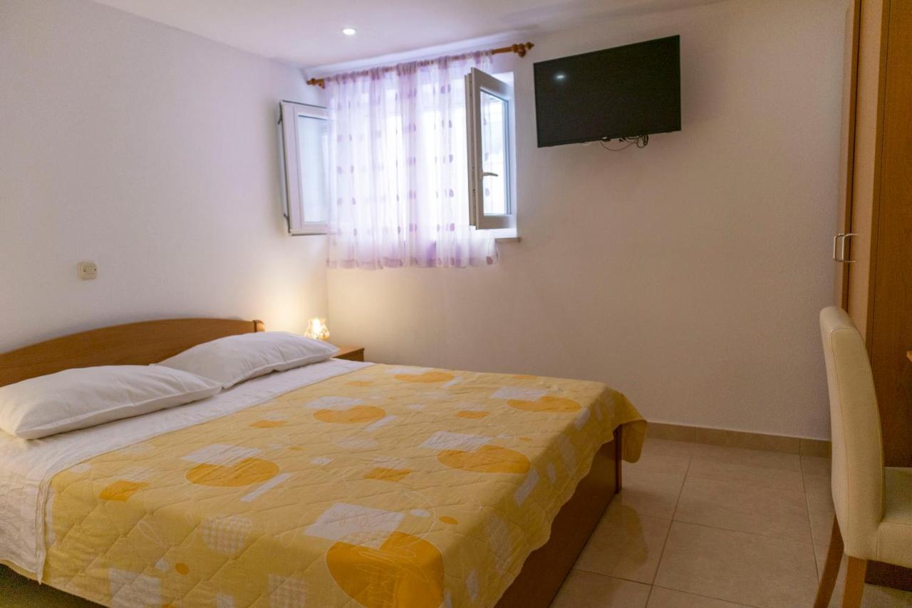 Apartments Ante Makarska Exterior foto