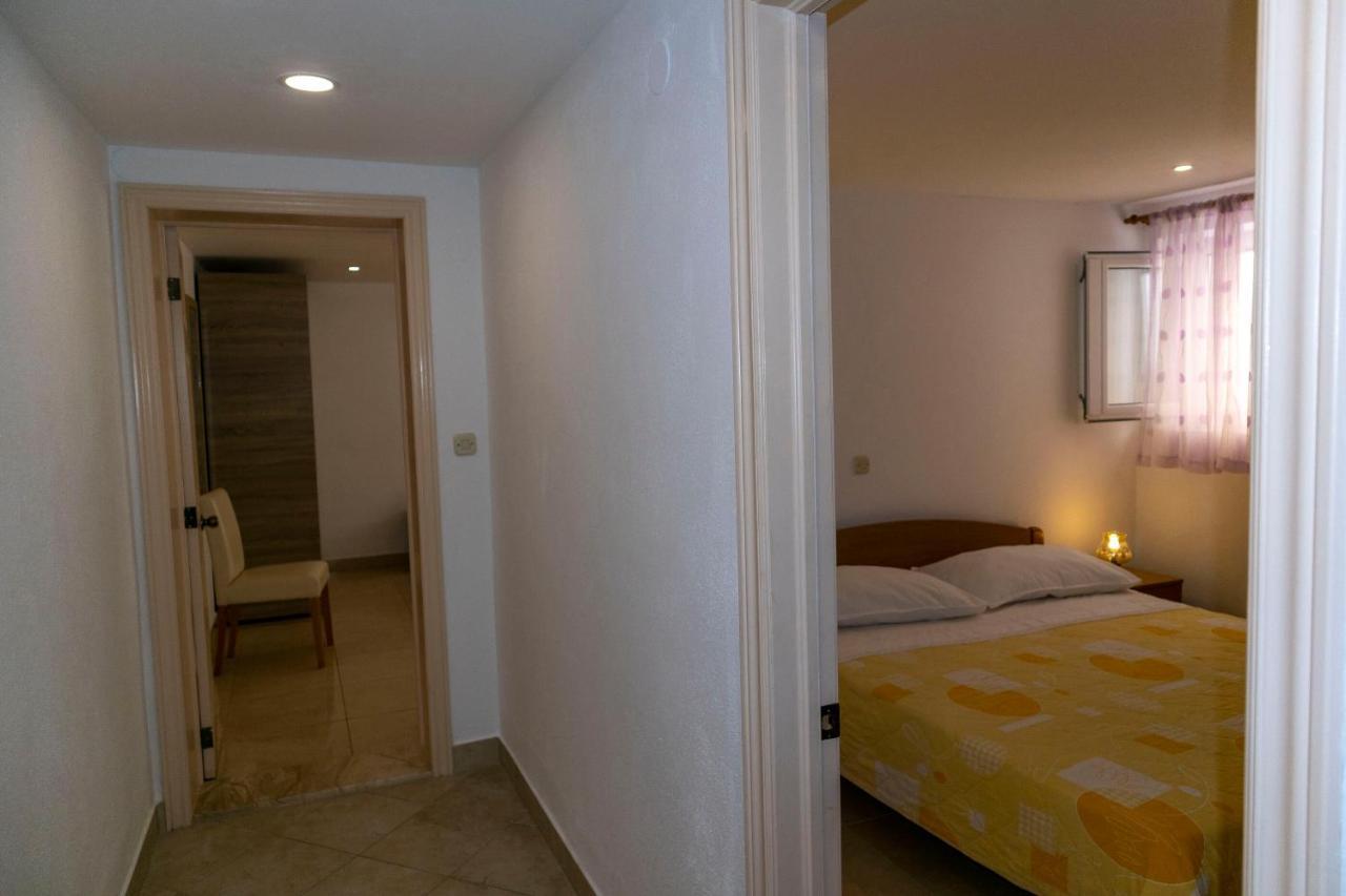 Apartments Ante Makarska Exterior foto